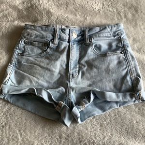 American Eagle light wash denim shorts